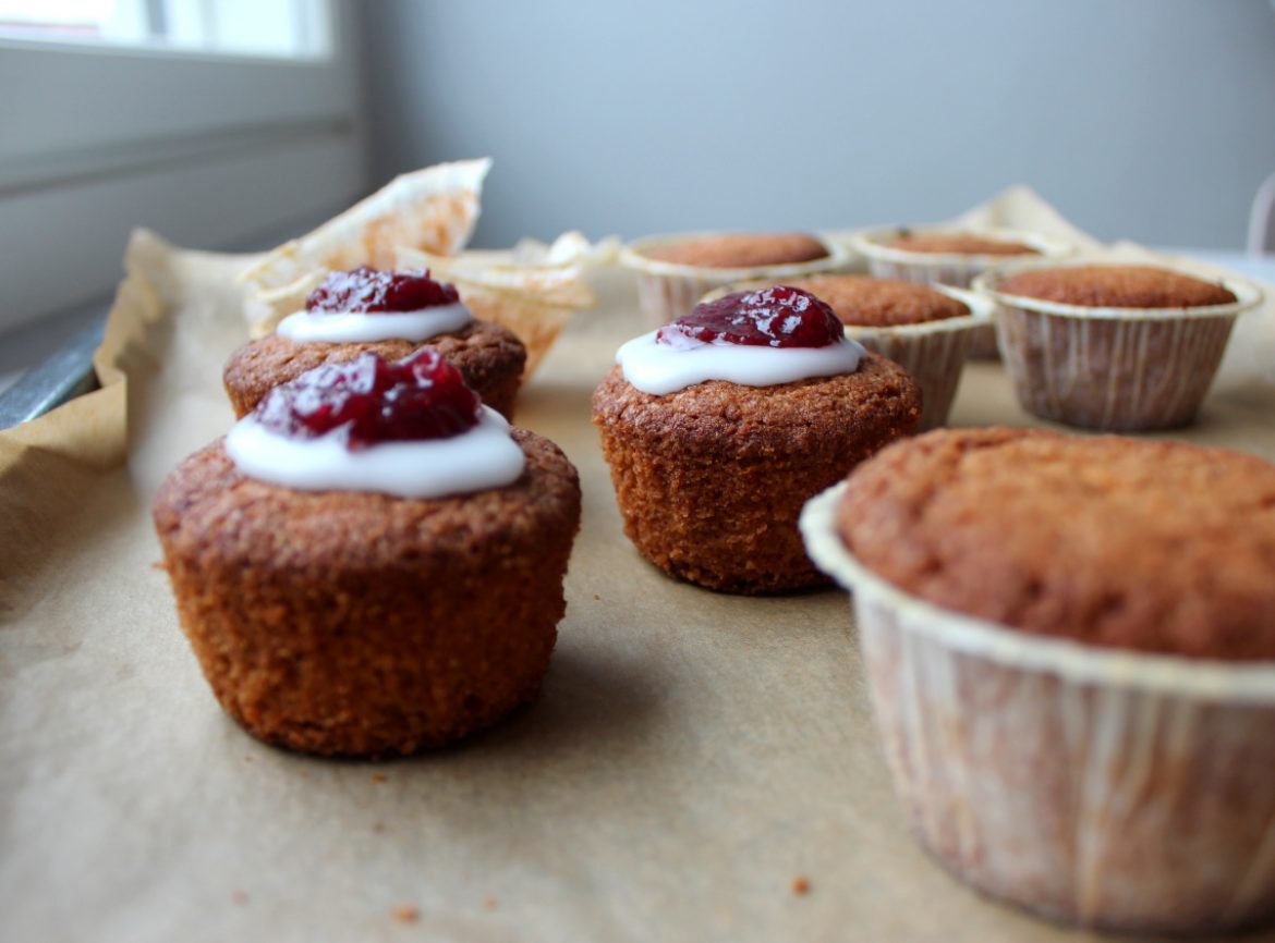 gluteeniton ja vegaaninen runebergintorttu